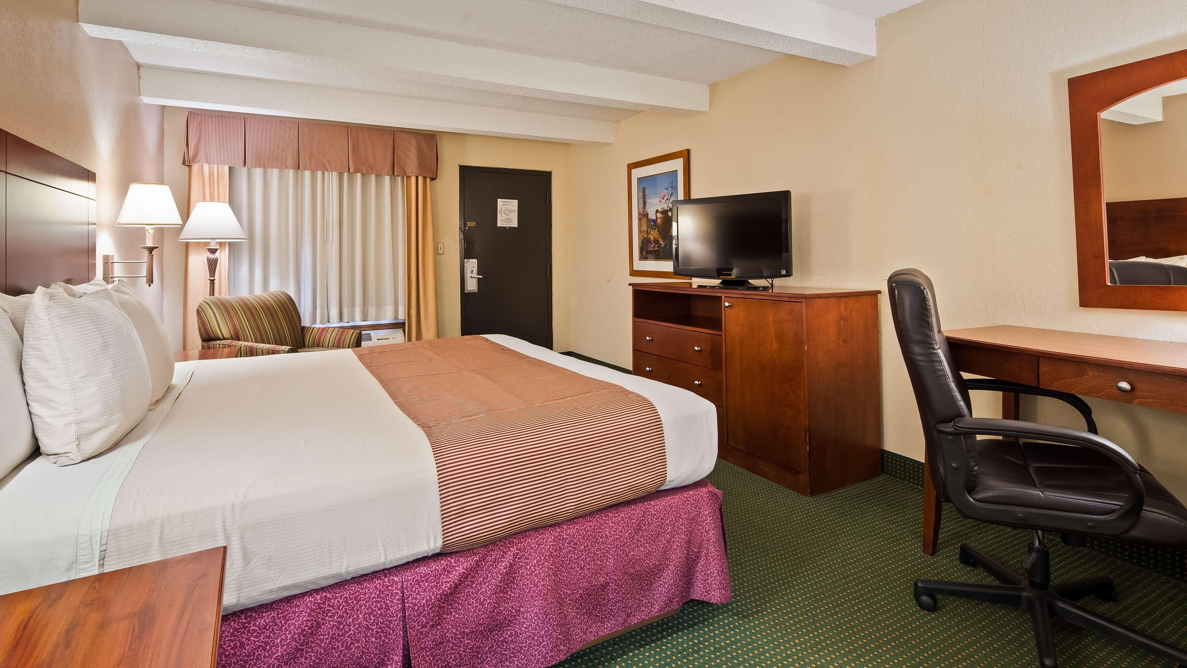 Best Western Montis Inn Saint Robert Bagian luar foto