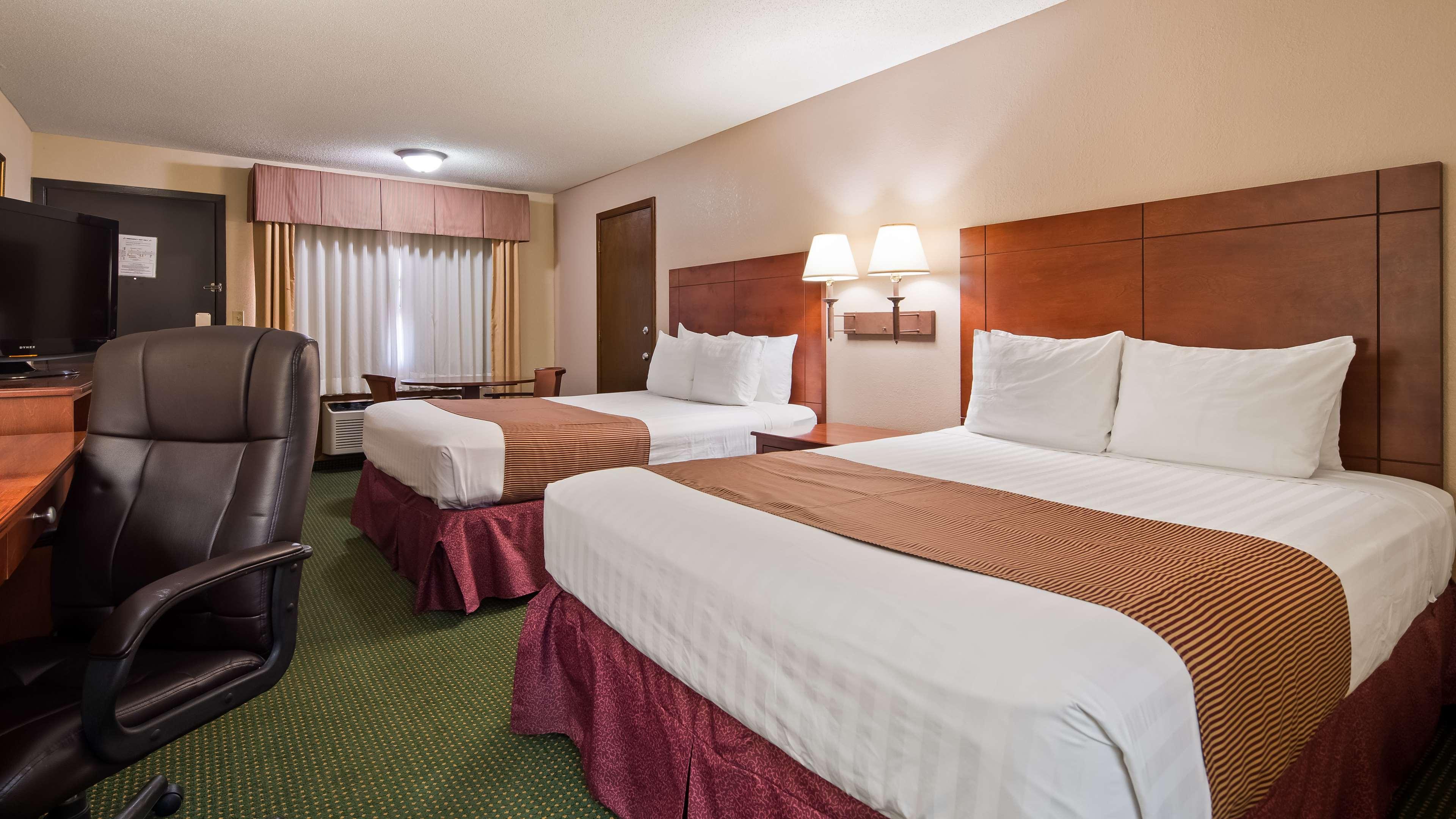 Best Western Montis Inn Saint Robert Bagian luar foto