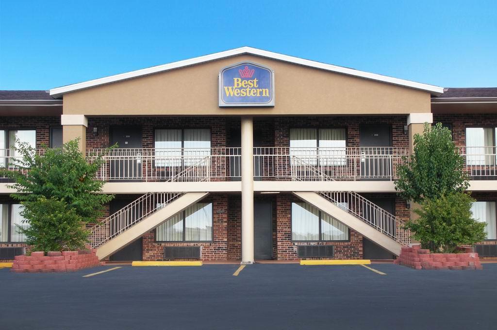 Best Western Montis Inn Saint Robert Bagian luar foto