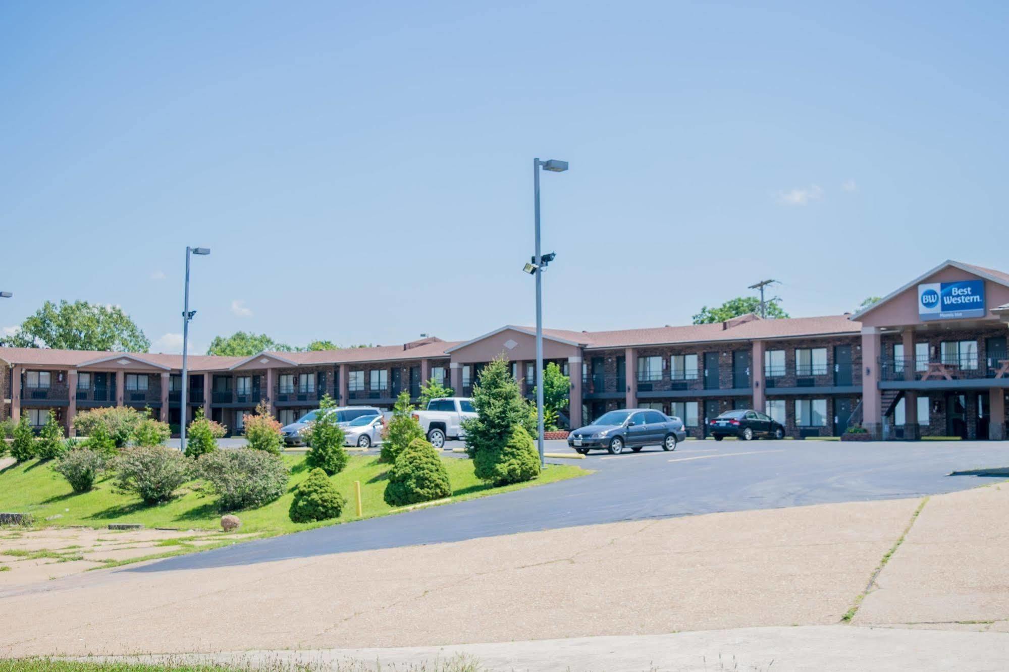 Best Western Montis Inn Saint Robert Bagian luar foto