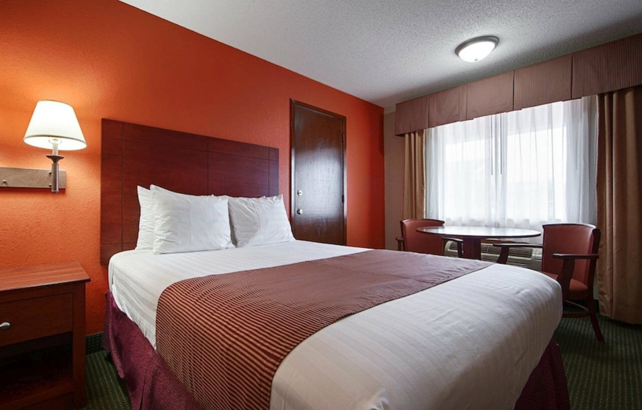 Best Western Montis Inn Saint Robert Bagian luar foto